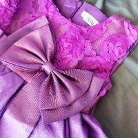 Виолетова рокля обличана само веднъж за снимки за първа година., снимка 2 - Бебешки рокли - 43265065