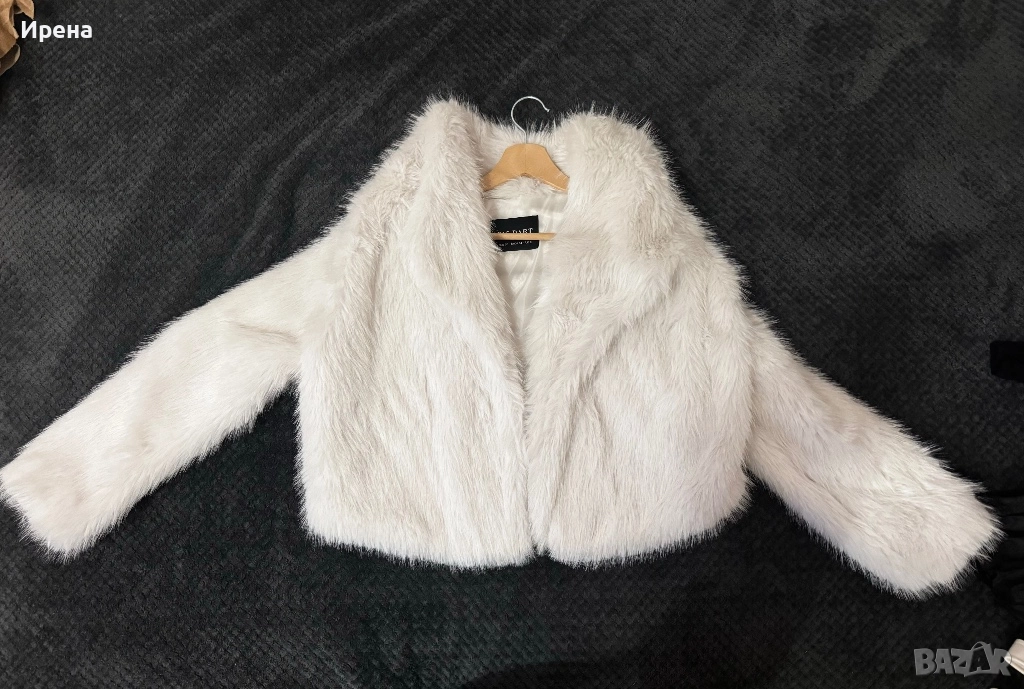 Бяло палтенце, снимка 1