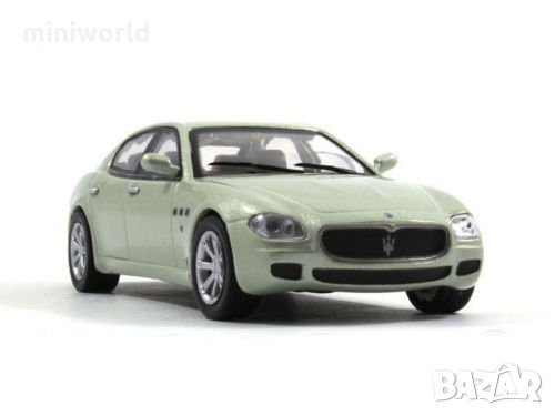 Maserati Quattroporte GTS ( pearl-silver ) - мащаб 1:43 на IXO/Altaya нов в PVC дисплей-кейс, снимка 1