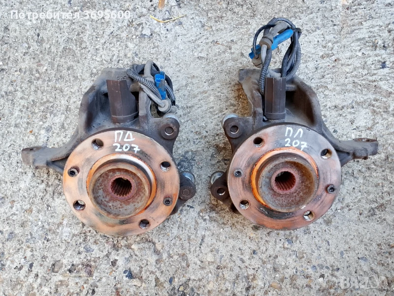 Peugeot Пежо 207 1.4 предни шенкели главини преден ляв десен шенкел главина, снимка 1