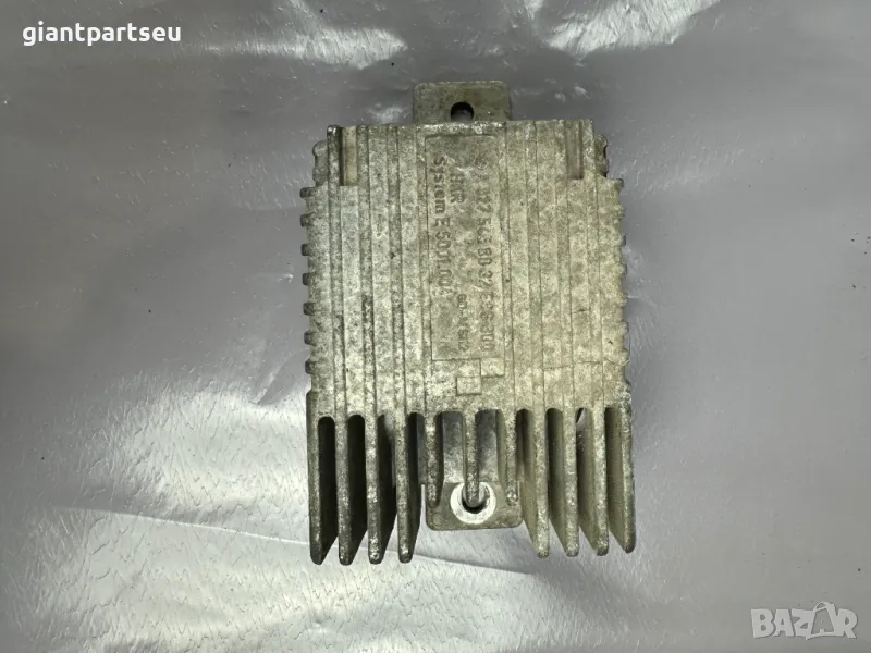 Реле Управление Охладителна Перка за Мерцедес Mercedes-benz A0275458032, снимка 1