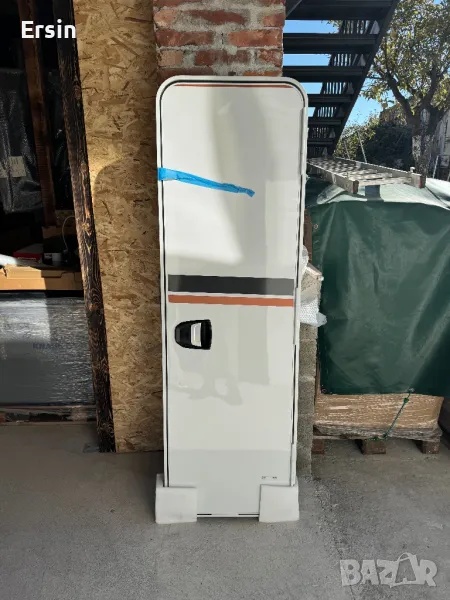 Оригинална врата за Кемпер (Неразличим от нов)(рамката е чисто нова) Монтажен размер 195/60 , снимка 1