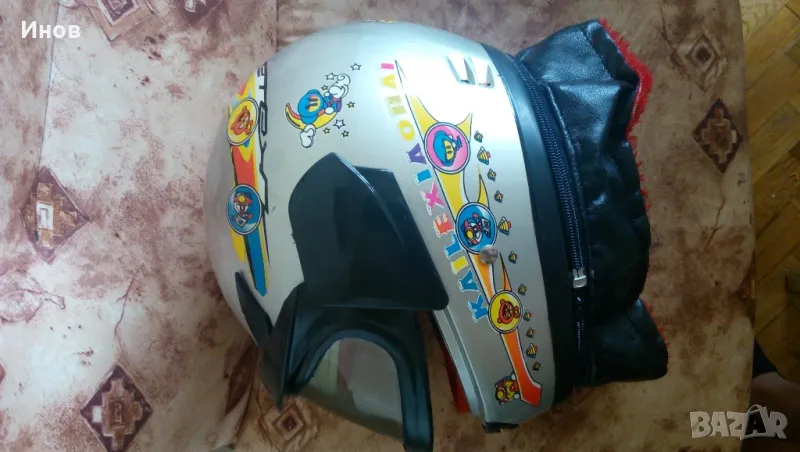 Детска каска за мотор, снимка 1