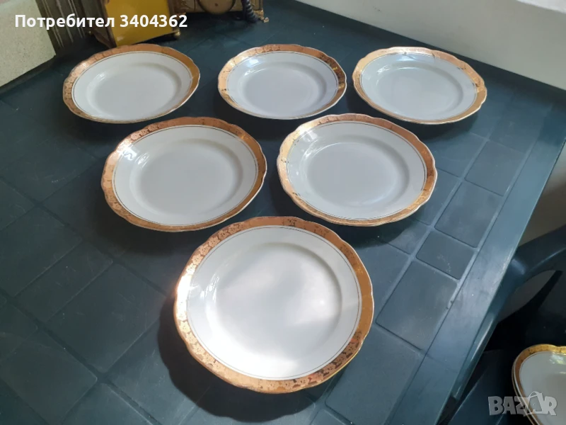 Български порцелан Китка Нови Пазар малки чинии 6 бр позлат, снимка 1