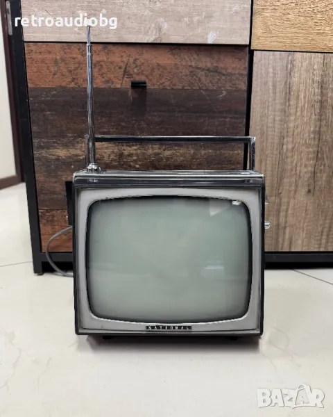 💥Колекционерски портативен телевизор NATIONAL TR-912 - 8 инча - 1970 г. - Made in Japan💥, снимка 1