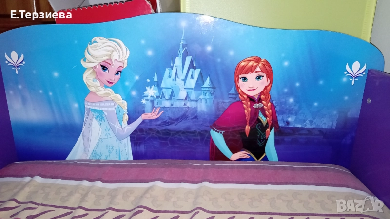 Детско легло + подарък двулицев матрак,размери 142-172 на матрака, снимка 1
