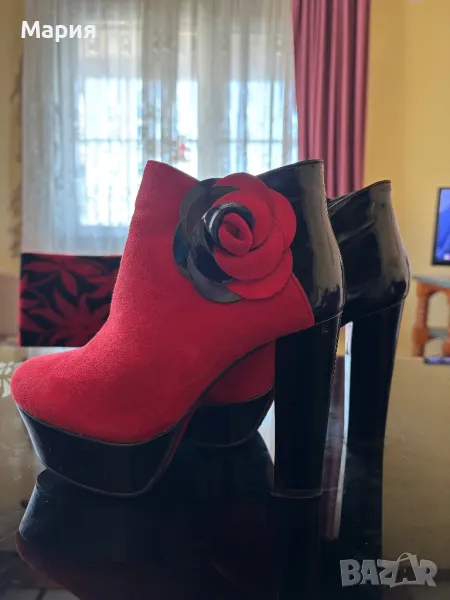Дамски боти на ток, снимка 1