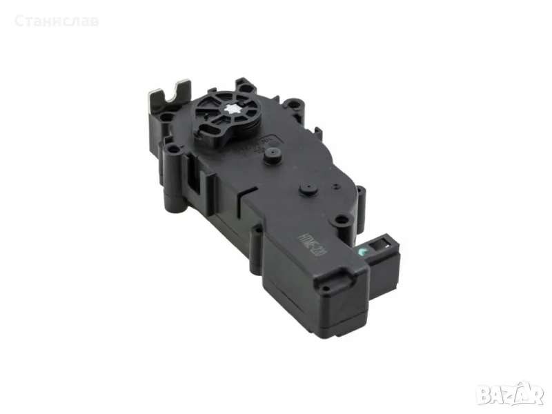 Mercedes E-Class W212 Моторче за заключване на багажник, снимка 1