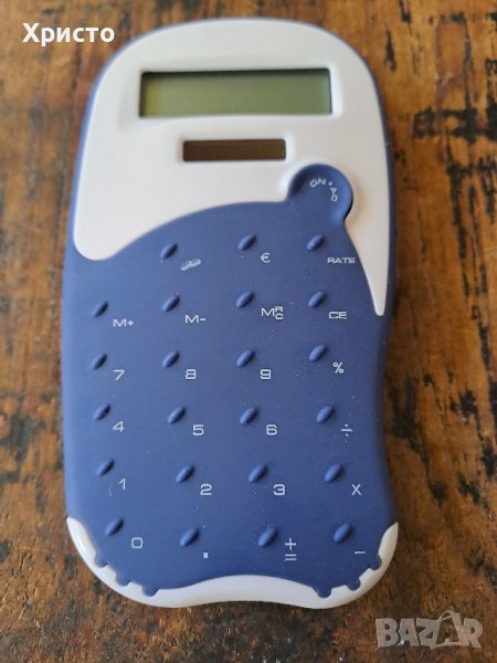 калкулатор Марксман Marksman, работи със солар и батерия, червен/розов и син дизайн, снимка 1