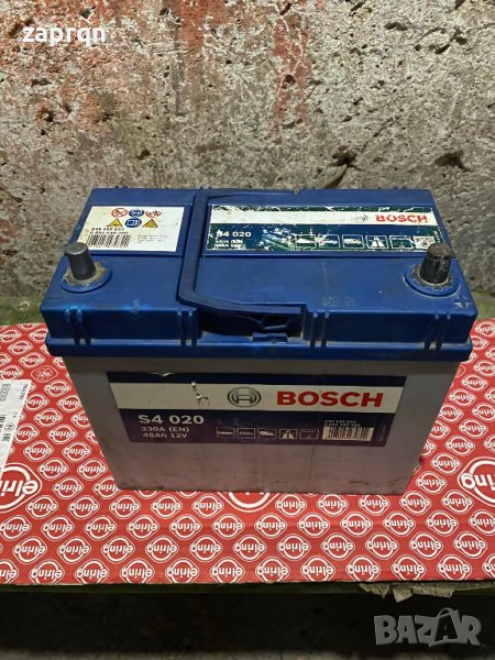 Почти нов акумулатор Азиатка Bosch 45 амп/ч 330 А R+ с гаранция , снимка 1