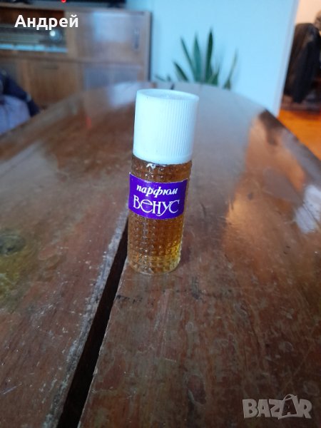 Стар парфюм Венус #2, снимка 1