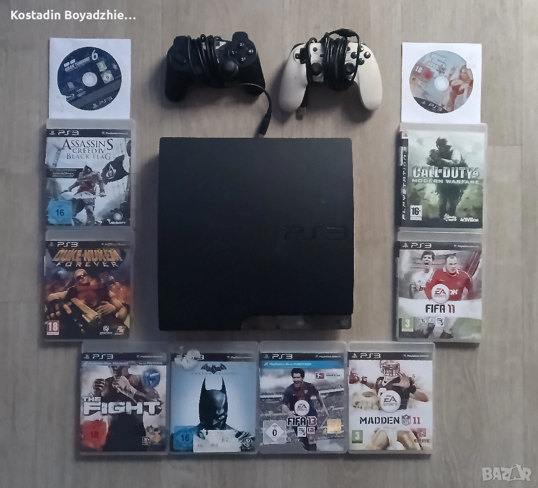 PS3 с 2 контролера и 10 игри, снимка 1