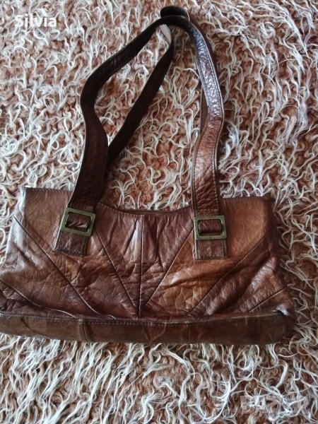 Чанта малка с три прегради естествена кожа - 15лв., снимка 1