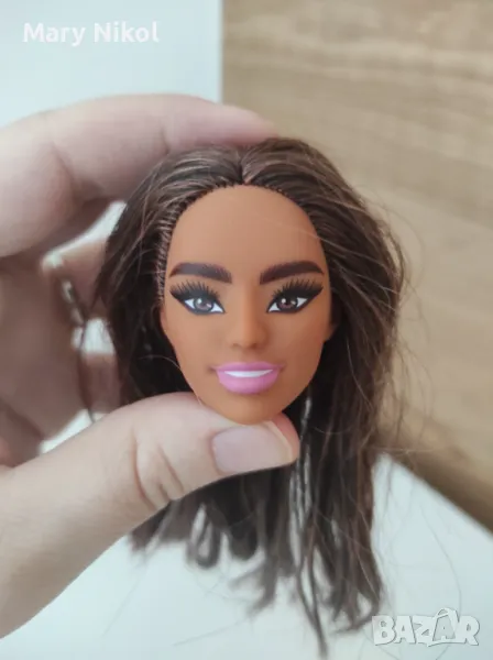 Глава на Барби, снимка 1