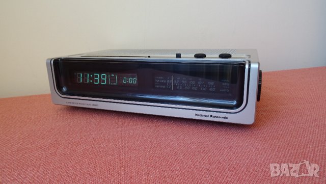 vintage national panasonic rc-220bs clock radio, снимка 2 - Радиокасетофони, транзистори - 32570698