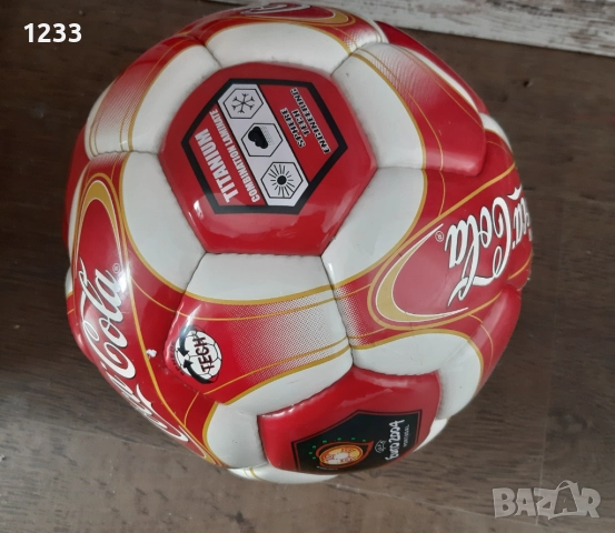 Топка coca cola 2004г., снимка 2 - Футбол - 52947229