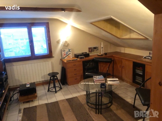 Етаж от къща гр. Ботевград, снимка 2 - Етаж от къща - 48048610