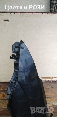 Преден ляв калник Ford Focus 1, снимка 2 - Части - 37464206