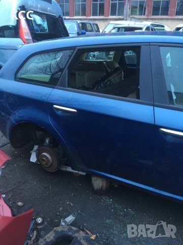 Врати и багажник за Алфа/Alfa 159, снимка 2 - Части - 35468831