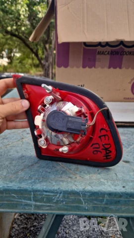 десен малък стоп VW Пасат седан Pasat Passat B6 stopove 2005 - 2010г, снимка 2 - Части - 47279632