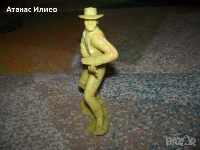 Голям пластмасов войник, каубой соц играчка. Височина 13 см., снимка 4 - Фигурки - 51962317