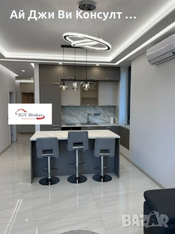 Тристаен апартамент в жк Кръстова вада