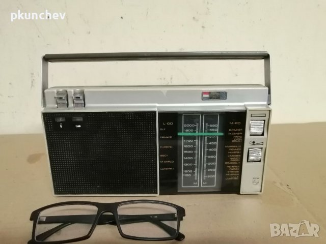 Ретро радиоприемник PHILIPS MW/LW