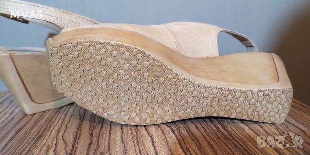 Нови кожени сандали 37-38 номер бежови български обувки, снимка 7 - Сандали - 29021801