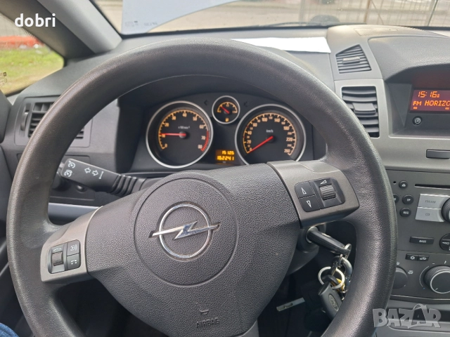 Опел Зафира 1.6 klimatik 7места, снимка 15 - Автомобили и джипове - 51973991