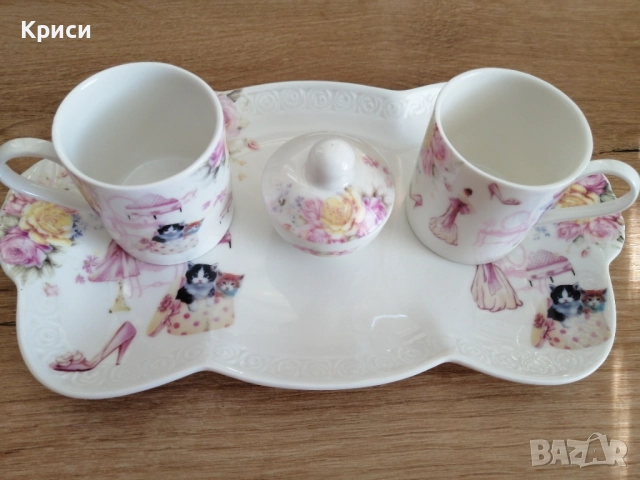 Красив Сет за кафе с поднос , снимка 2 - Сервизи - 52644194