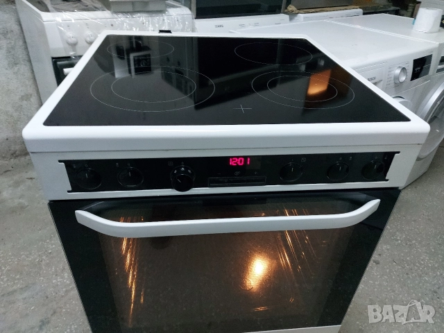 Печка Voss/Electrolux , снимка 2 - Печки, фурни - 52804799