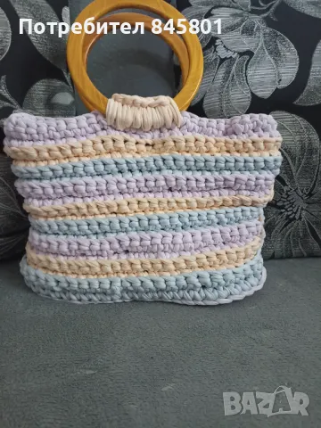 Ръчно плетени дамски чанти на една кука, снимка 12 - Чанти - 49353948