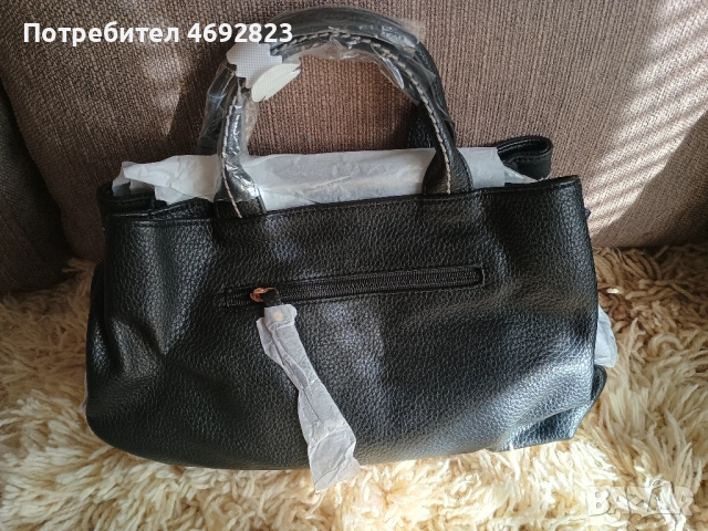 дамска чанта, снимка 2 - Чанти - 52905989