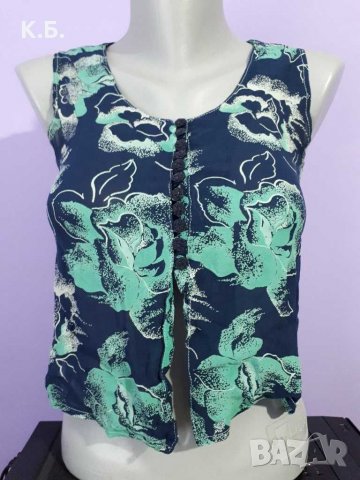 Къс топ с голо коремче р-р XS,S, снимка 1