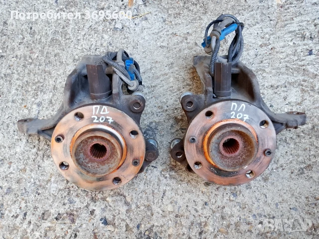 Peugeot Пежо 207 1.4 предни шенкели главини преден ляв десен шенкел главина