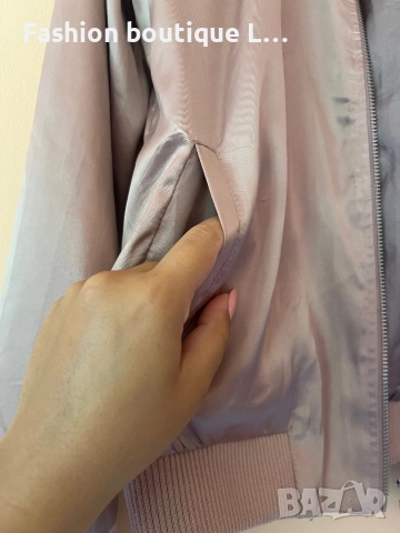 Сатенено якенце тип бомбър с уникален гръб с бродерия от мъниста и пайети М размер с джобове CULTURE, снимка 4 - Якета - 51667315