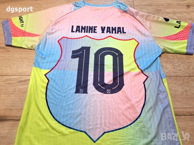Футболна фланелка на Барселона #Ламин Ямал #10#специално издание!, снимка 2 - Футбол - 52076920