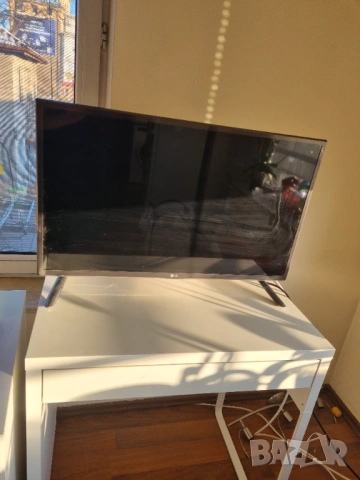 Смарт телевизор LG 32 INCH , снимка 4 - Телевизори - 53303196