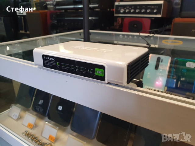 Рутер TP-Link TL-WR740N lite В отлично техническо и визуално състояние., снимка 3 - Рутери - 51960483