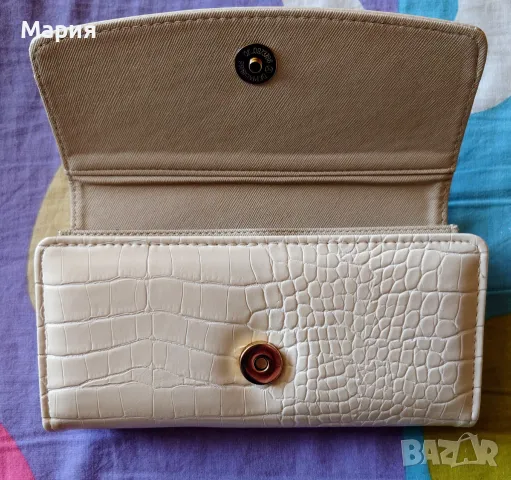 Голям дамски портфейл, снимка 5 - Портфейли, портмонета - 49880404