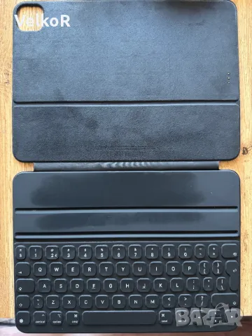 Apple iPad Pro 2nd Gen Keyboard case, снимка 2 - Таблети - 49821444