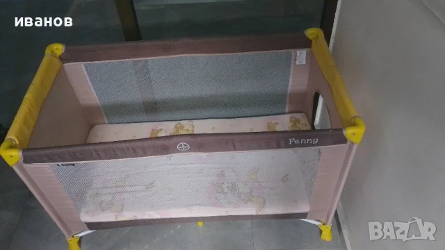 Продавам 2бр.сгъваемо преносимо бебешко креватче 