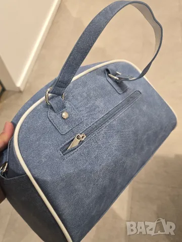 дамска чанта Fila, снимка 3 - Чанти - 49846339