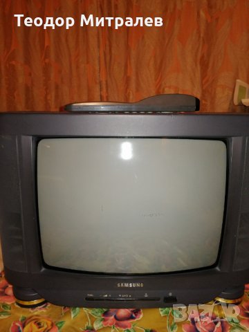 Телевизор Самсунг , снимка 1 - Телевизори - 28313144