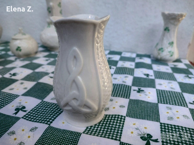 Belleek Ireland Малка Claddagh ваза, снимка 3 - Вази - 52505409