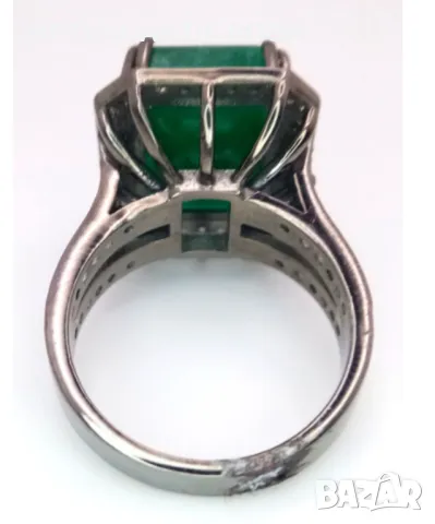 Дамски пръстен с 9ct.Emerald и 0,90ct.diamond's, снимка 6 - Пръстени - 48746625