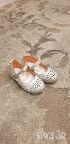 Детски обувки за момиче, снимка 4 - Детски обувки - 49701105