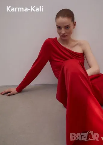 червена блуза с едно рамо, снимка 2 - Блузи с дълъг ръкав и пуловери - 48837982