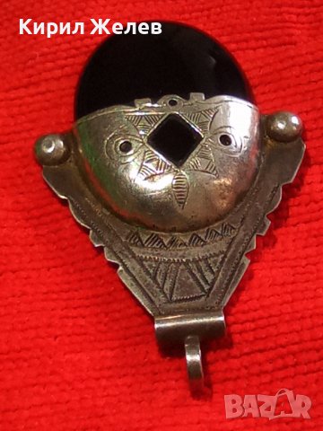 ЕТИОПСКИ СРЕБЪРЕН МЕДАЛЬОН АМУЛЕТ с ЧЕРЕН ОНИКС РЪЧНО с КАЛЕМ ОРНАМЕНТИРАН АБСОЛЮТЕН УНИКАТ 17479, снимка 2 - Антикварни и старинни предмети - 31196303