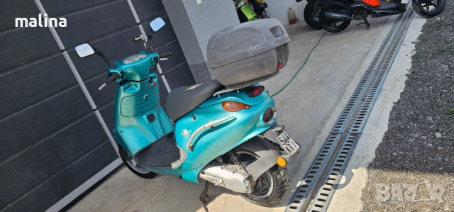 Скутер Априлиа 50кубика внос от Германия , снимка 7 - Мотоциклети и мототехника - 51710279